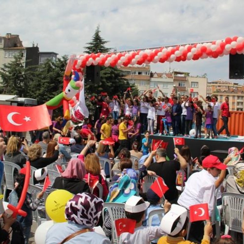 Çocuk Şenliği İle Yediden Yetmişe Herkes Çok Eğlendi