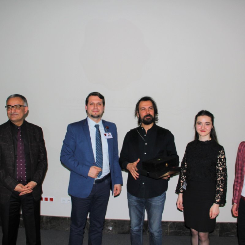 Çalışan İletişimi ve İş Yeri Mutluluğu Komitesi “Sağlıklı İletişimin Temelini Sevgi, Saygı ve Samimiyet Oluşturur” Konusuna Dikkat Çekti