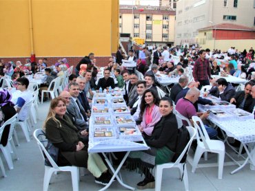 Bağcılar Belediyesi ile Şirketimizin Ortak Düzenlediği Geleneksel İftar Organizasyonumuzda Bu Sene de Beraberdik 