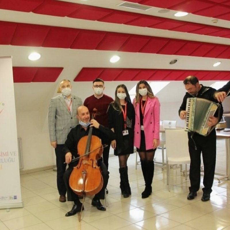  ''Sanat Her Yerde'' UGM'de Dünya Keman Günü'nü Kutladık