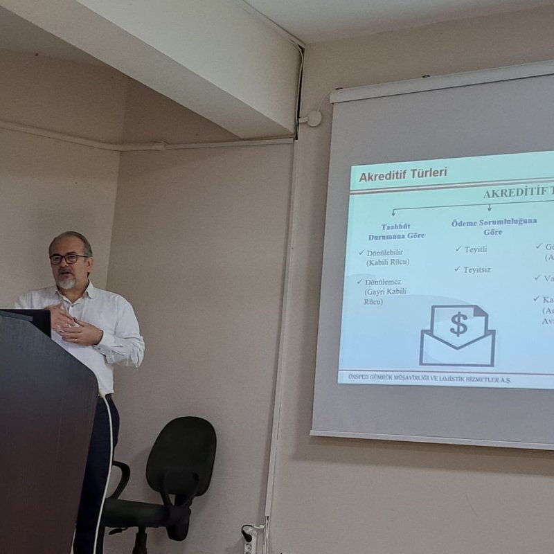 Celal Bayar Üniversitesi’nde Akreditif Eğitimi