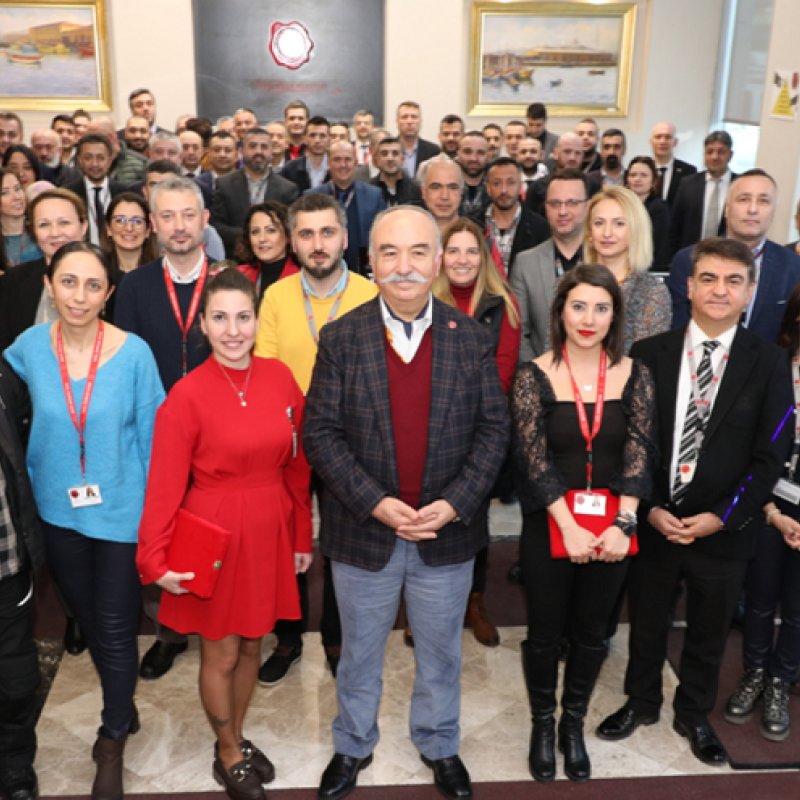  Genel Merkezimizde 10, 15, 20 ve 25. Yılını Dolduran Çalışanlarımıza Kıdem Plaketlerinin Takdimi