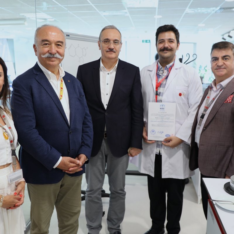 Kimya Laboratuvarımızda Kutlama
