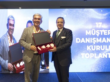 Eski AB Bakanı Egemen Bağış, 17. Müşteri Danışmanlar Kurulu Toplantımıza İştirak Etti.