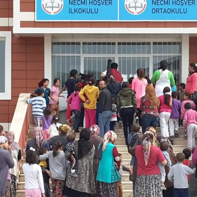 The Board of the Ünsped Woman’s Entrepreneurship Association visited the Necmi Hoşver Primary School in Düzce at the 27th September  