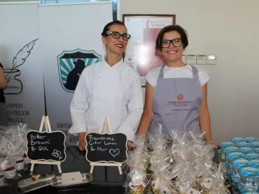 We Made a Sweet Presentation With Private Chef Pınar İshakoğlu