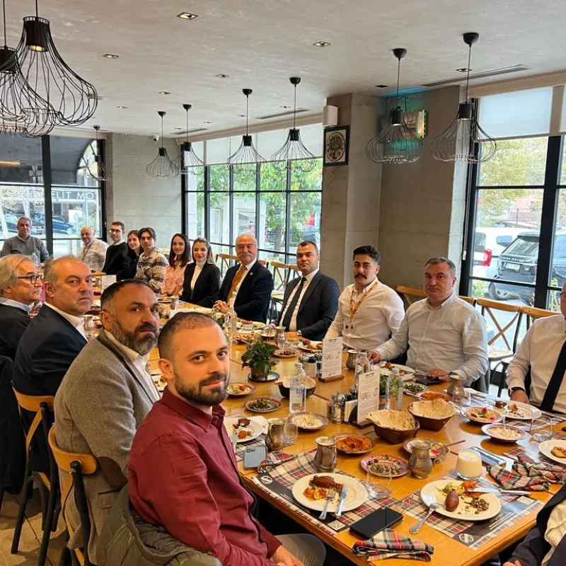  Our Company Partner Mr. Yusuf Bulut ÖZTÜRK Gathered for Lunch with Our Colleagues and Managers Interested in Huawei Turkey