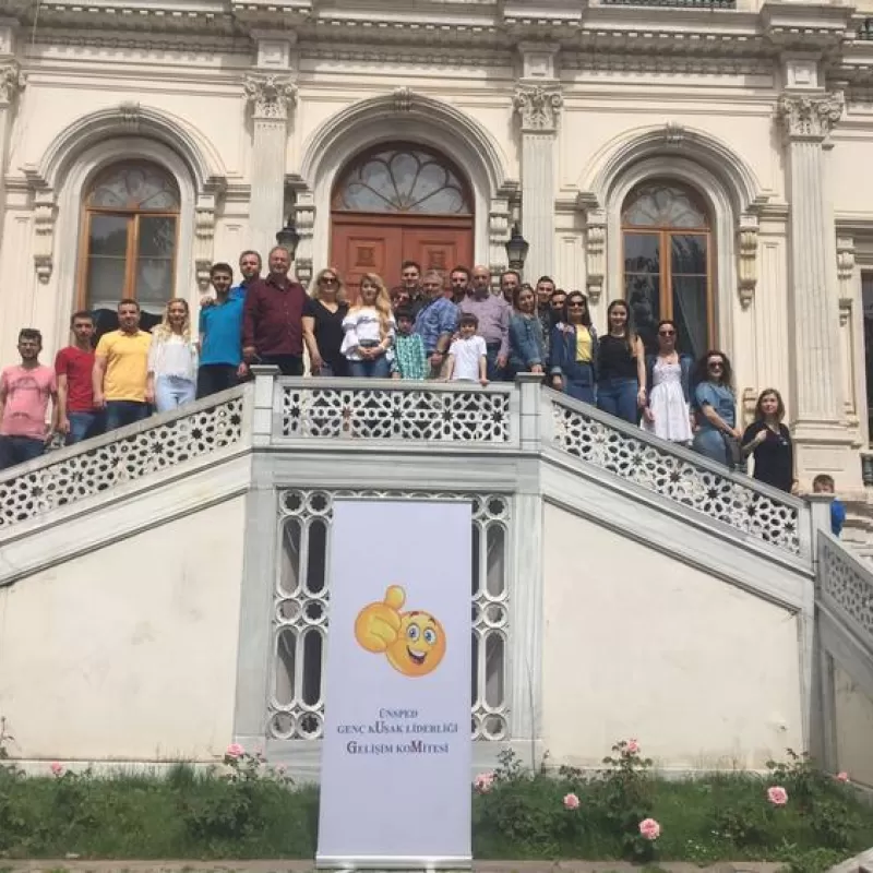 Genç Kuşak Liderliği Gelişim Komitesi Her Devrin Gençlik Nostaljisi Hababam Sınıfını Ziyaret Ediyoruz Projesini Gerçekleştirdi