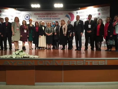 Ünsped Kadın Liderliği Gelişim Komitesi Aydın Üniversitesi'nde Küreselleşen Dünyada Kadın ve Siyaset Konulu Konferanstay...